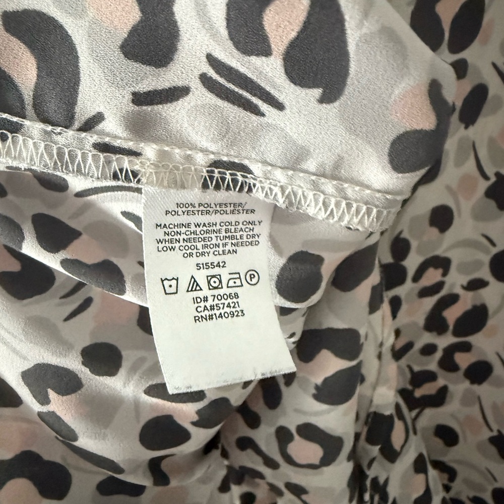 LOFT Plus Size 22 Leopard Print Blouse 🐾 - Picture 6 of 11